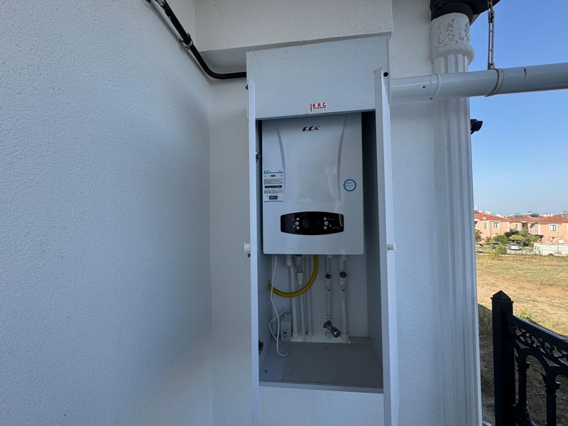 LAGÜN / DENİZE 350 M / HAVUZ CEPHE / EŞYALI / 2+1